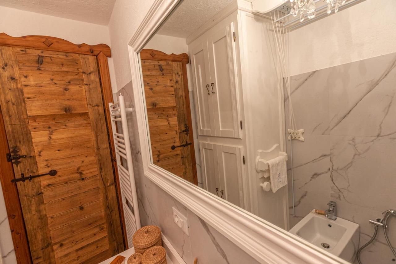 L'Atelier Du Temps - Le Petit Refuge Appartement Cogne Ngoại thất bức ảnh