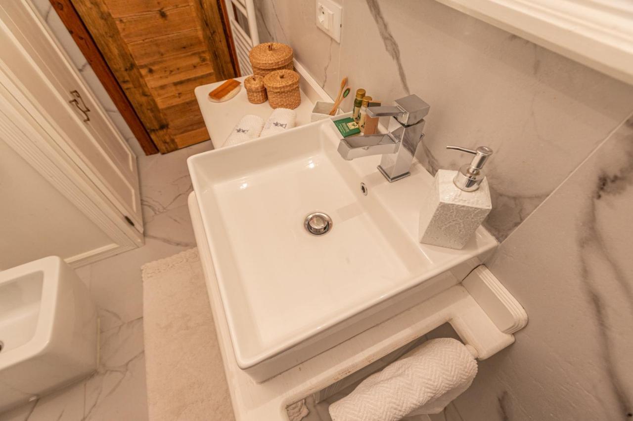 L'Atelier Du Temps - Le Petit Refuge Appartement Cogne Ngoại thất bức ảnh